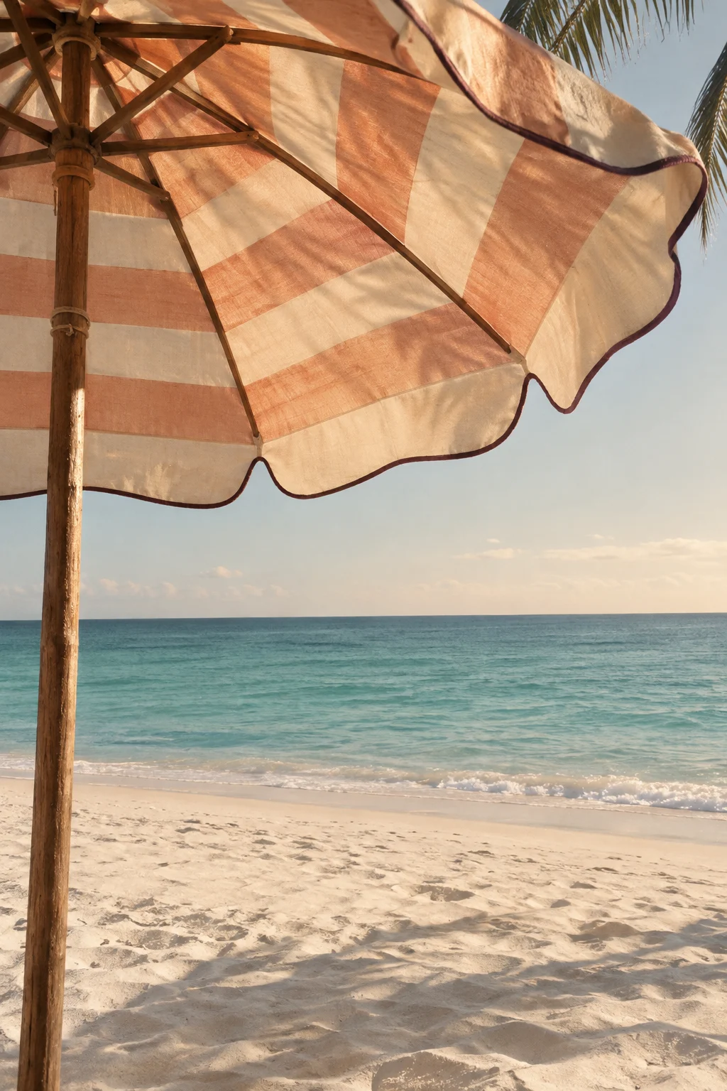 Parasol pêche et crème face à la mer, scène d’ambiance imaginée pour Soltrava